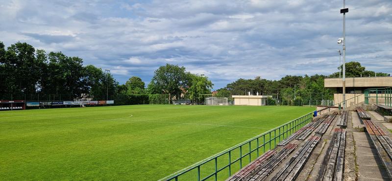 Sportplatz Bild 22